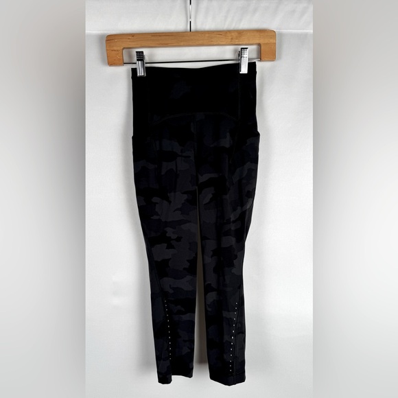 Lululemon Swift Speed High-Rise Crop 21" - Picture 3 of 5